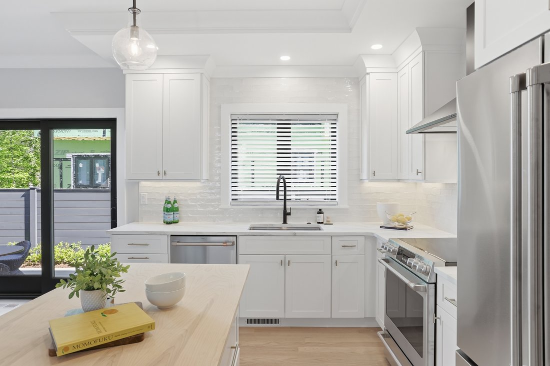 Condo in Bedford, Massachusetts, United States 4 - 18387513