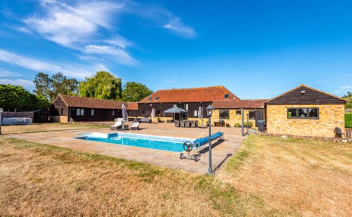 House in Crooked Mile, Nazeing, England 1