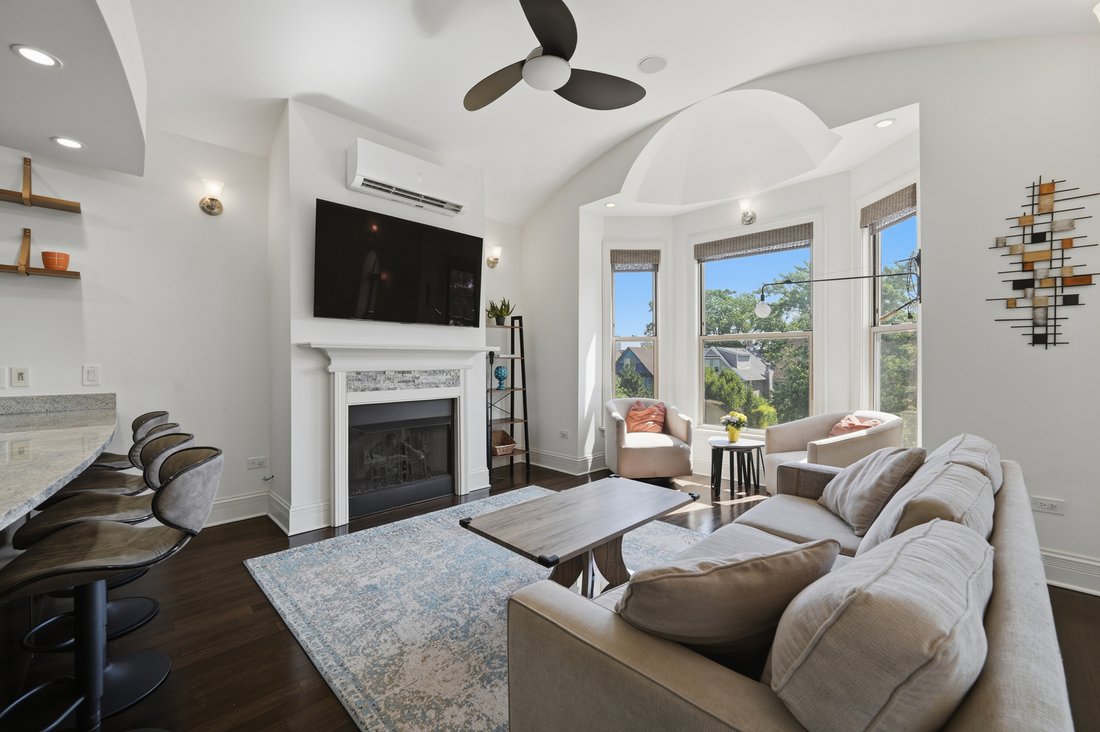 Condo in Chicago, Illinois, United States 4 - 18386878