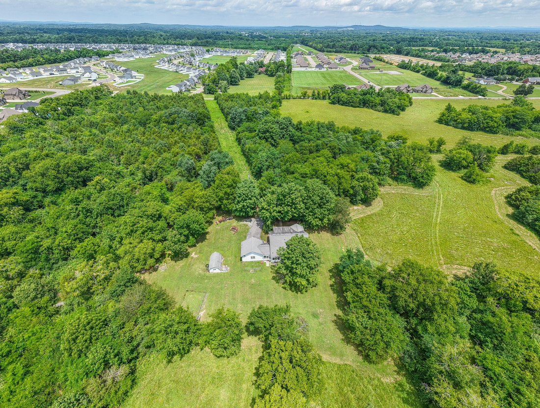 Farm Ranch in Christiana, Tennessee, United States 5 - 18387295