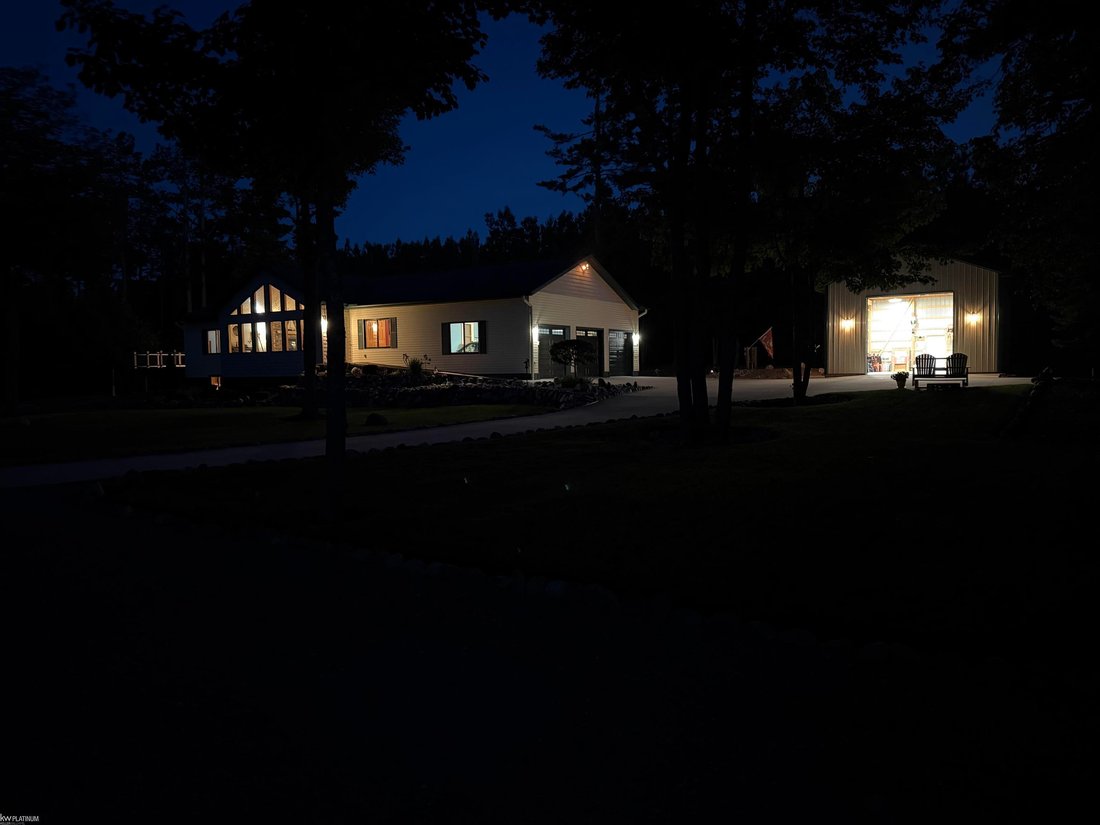 House in Millersburg, Michigan, United States 3 - 18379314