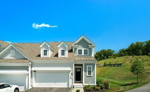 House in Winchester, Massachusetts, United States 1