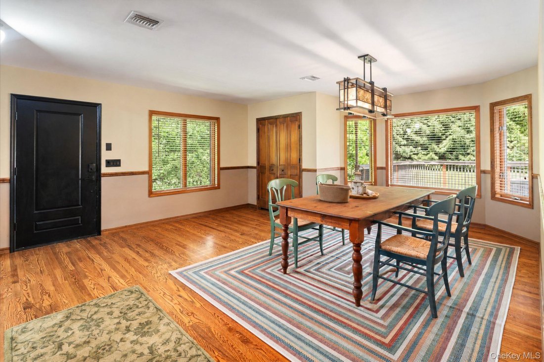 House in West Nyack, New York, United States 5 - 18387042