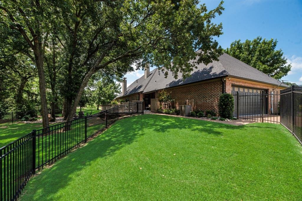 House in Corsicana, Texas, United States 5 - 18387432