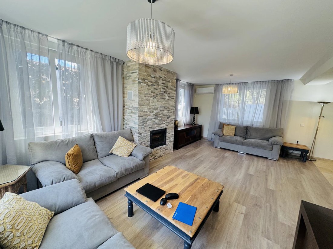 Villa in Elviria-Cabopino, Marbella, Spain 3 - 18387691