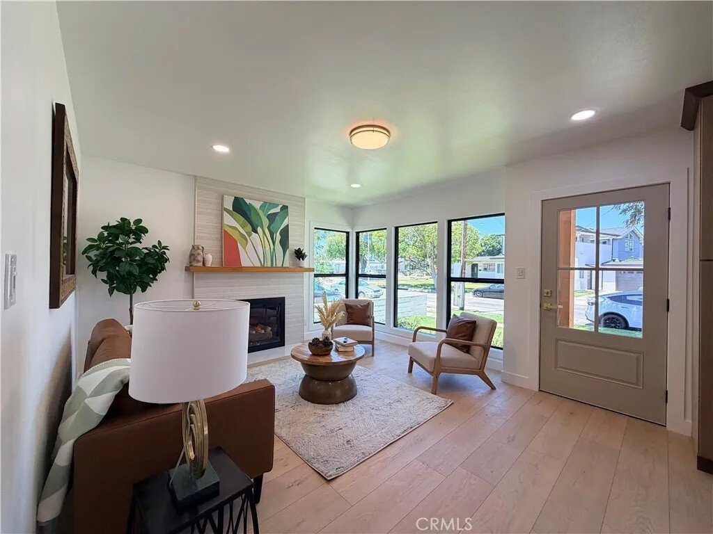 Condo in Signal Hill, California, United States 5 - 18386717