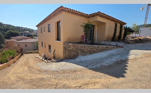 Villa in Ville-Les Saquedes-Le Bouillonnet, Sainte-Maxime, France 1