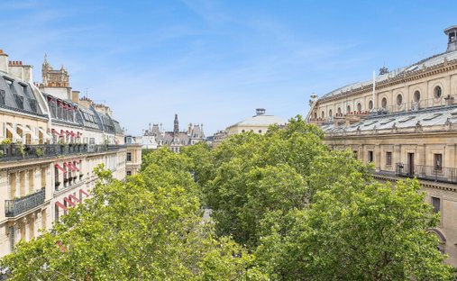 Apartment in Saint Germain l'Auxerrois, Paris 1er Arrondissement, Paris 1