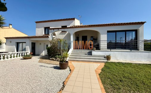 Villa in Centre Ville, Mauguio, France 1