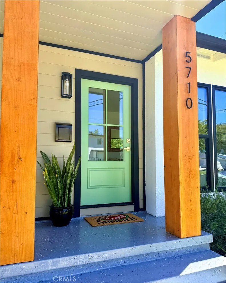 Condo in Signal Hill, California, United States 2 - 18386717