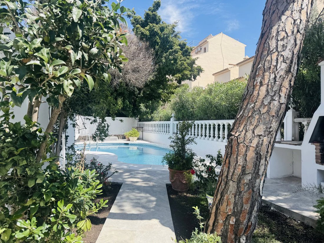 Villa in Elviria-Cabopino, Marbella, Spain 2 - 18387691