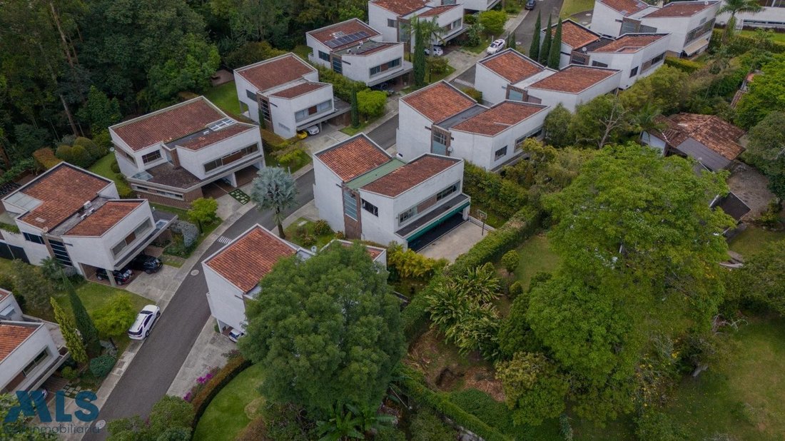 House in Medellín, Antioquia, Colombia 1 - 18387383