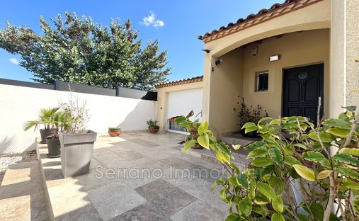 Villa in Montfrin, Occitania, France 1