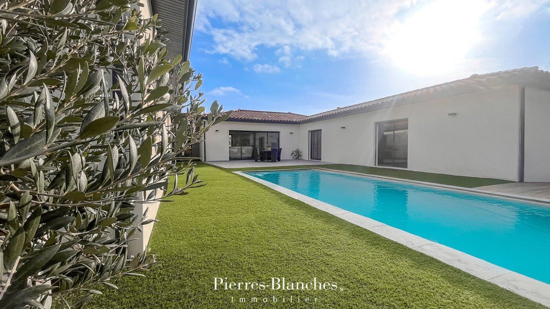 House in Camplanier, Nimes, France 1 - 17014993