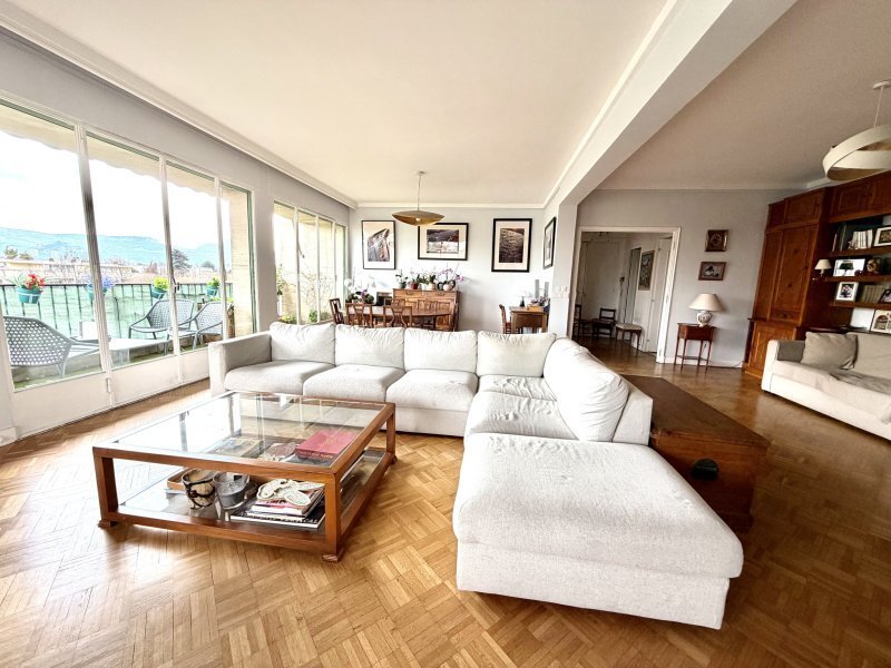 Apartment in Pointe Rouge, 8e Arrondissement, Marseille 3 - 18387337