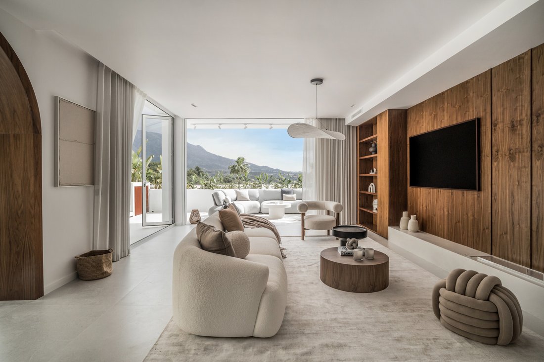Townhouse in Nueva Andalucia, Marbella, Spain 2 - 18387543
