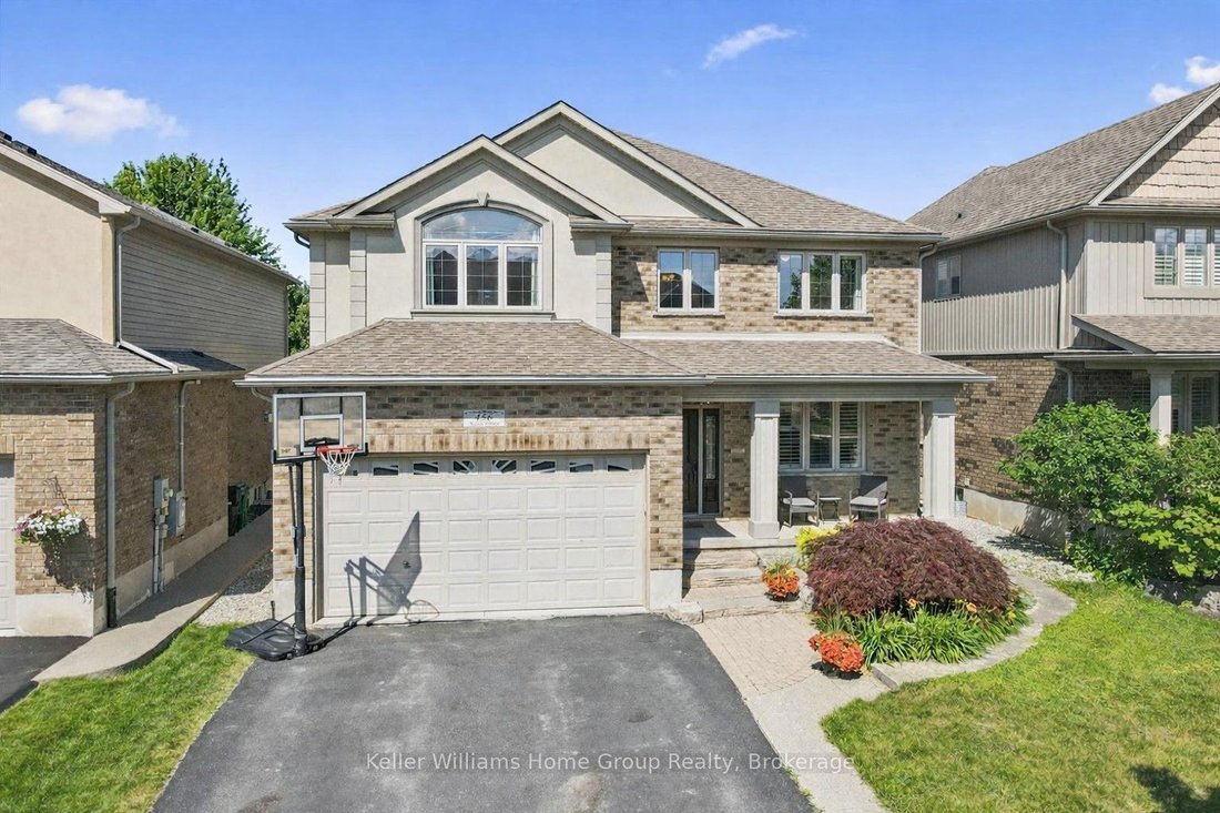 House in Waterloo, Ontario, Canada 1 - 18387184