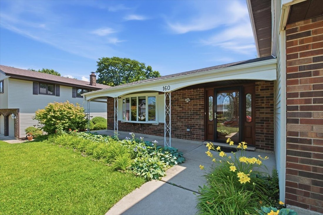 House in Bloomingdale, Illinois, United States 2 - 18386863