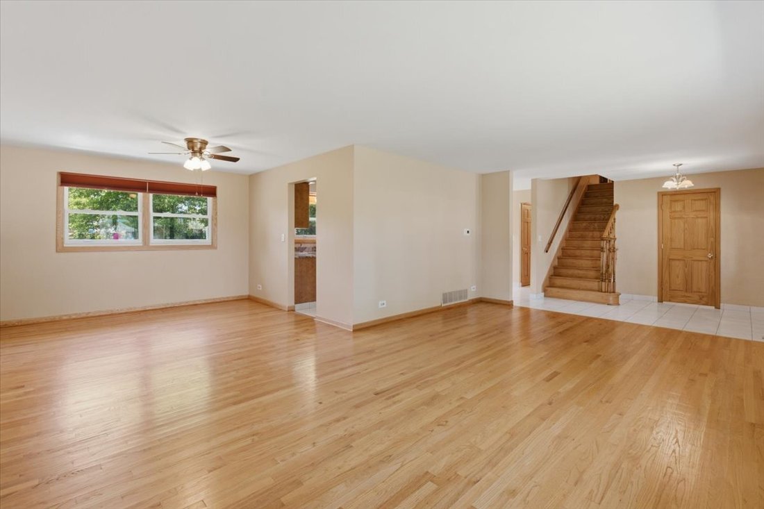 House in Bloomingdale, Illinois, United States 5 - 18386863
