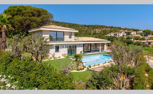 Villa in Ville-Les Saquedes-Le Bouillonnet, Sainte-Maxime, France 1