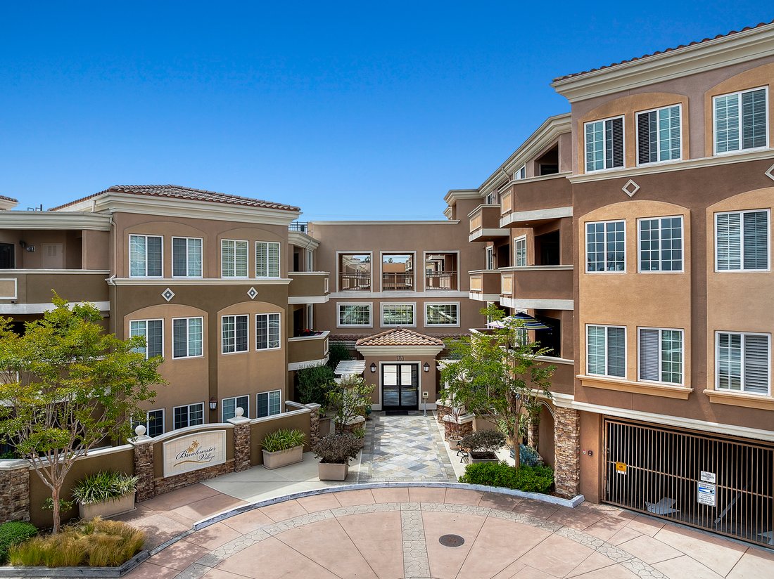 Condo in Torrance, California, United States 1 - 18387538