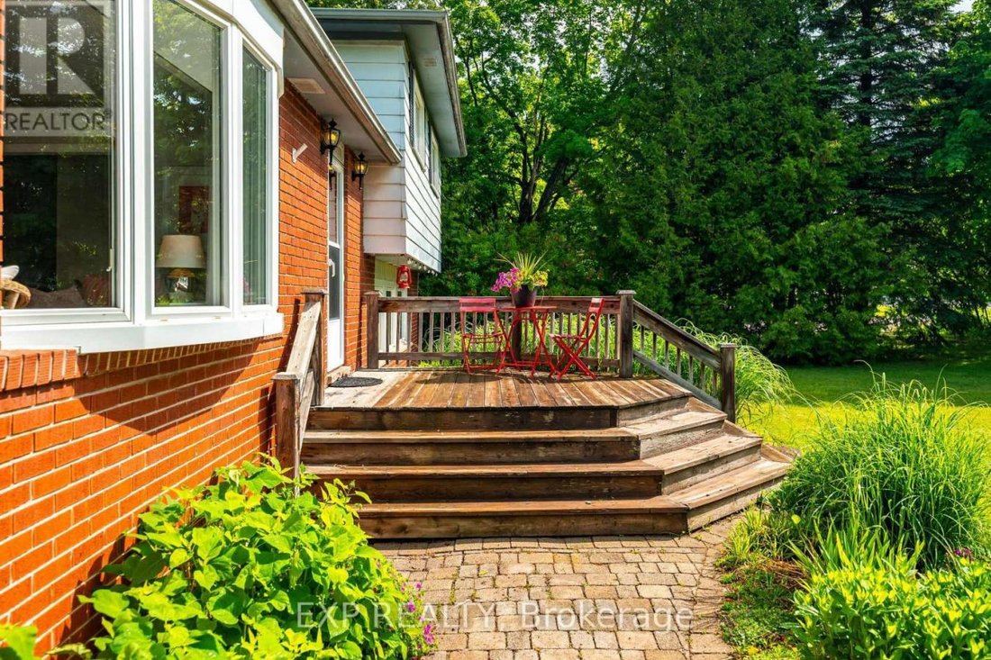 House in Halton Hills, Ontario, Canada 5 - 18388027