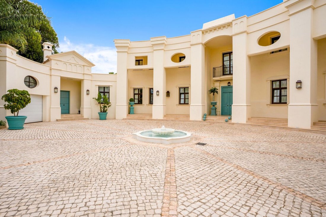 Villa in Guadalmina Baja, San Pedro de Alcantara, Spain 3 - 18388138