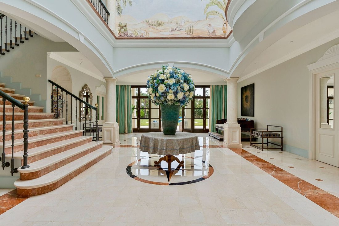 Villa in Guadalmina Baja, San Pedro de Alcantara, Spain 5 - 18388138