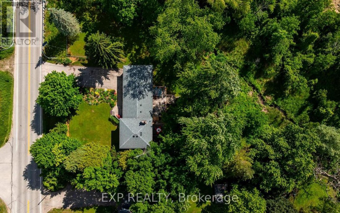 House in Halton Hills, Ontario, Canada 2 - 18388027