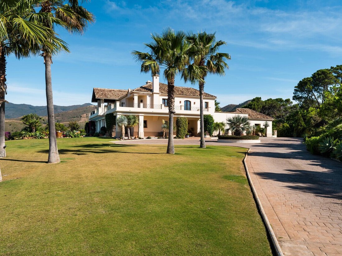 Villa in Estepona, Andalusia, Spain 5 - 18388200