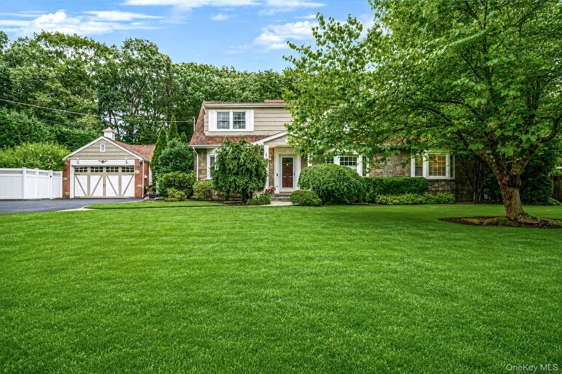 House in East Meadow, New York, United States 2 - 18388133