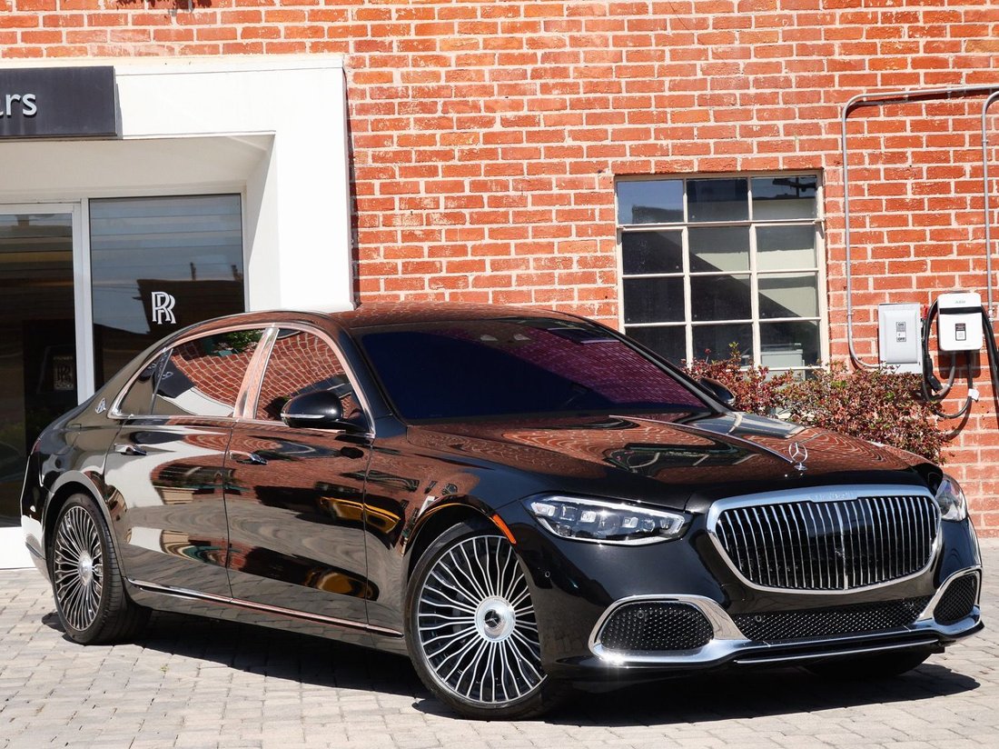 Sedan in Beverly Hills, CA, United States 1 - 18387915