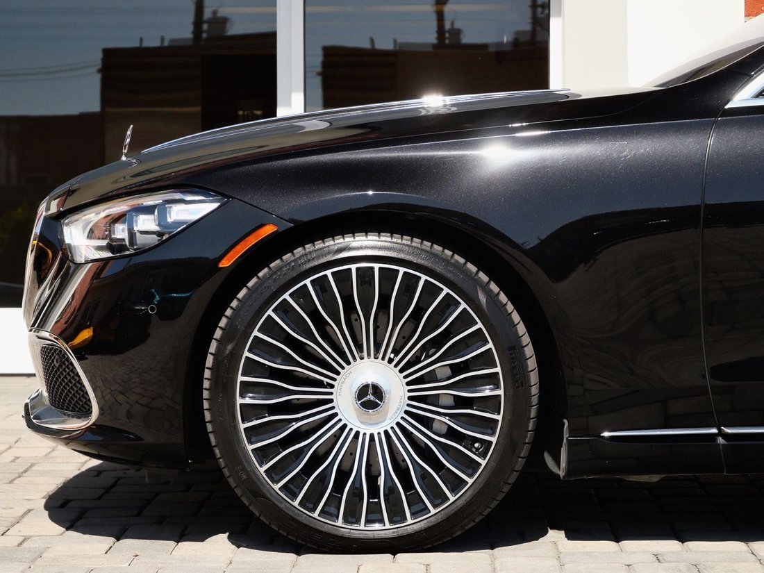 Sedan in Beverly Hills, CA, United States 5 - 18387915