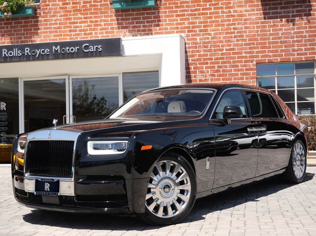 Sedan in Beverly Hills, CA, United States 1 - 17803503