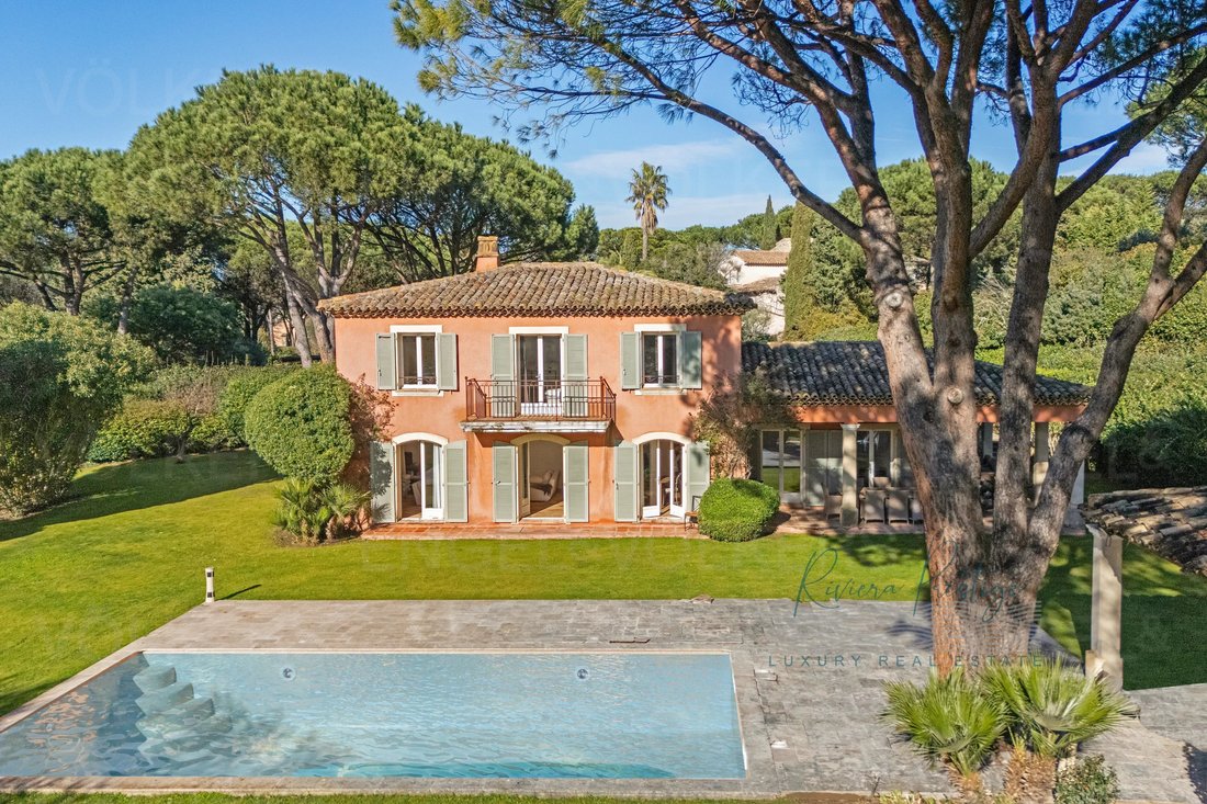 Villa in Gassin, Provence-Alpes-Côte d'Azur, France 1 - 18388139