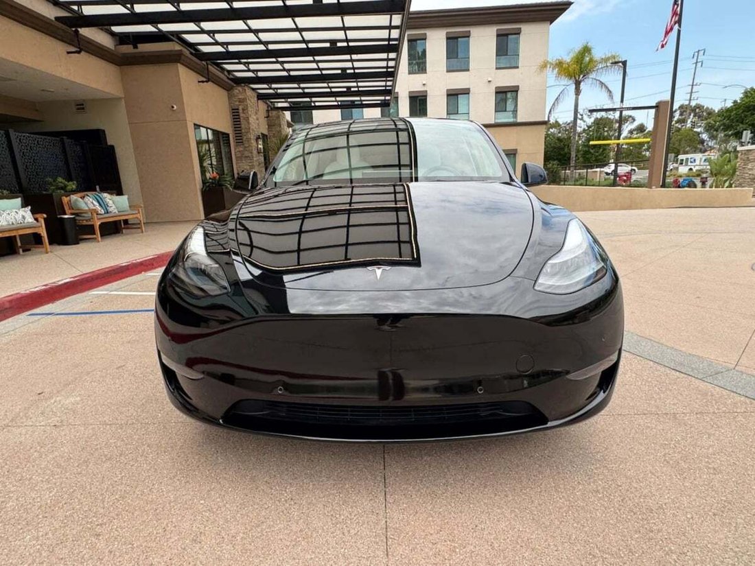 Suv in Newport Beach, CA, United States 2 - 18291100