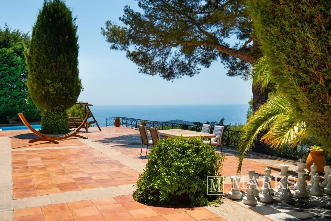 Villa in Èze, Provence-Alpes-Côte d'Azur, France 5 - 18388103