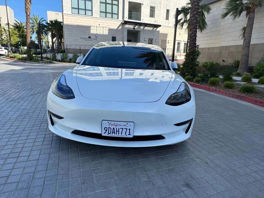 Sedan in Riverside, CA, United States 2 - 18388023