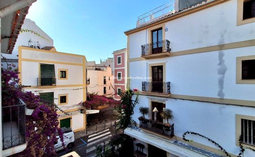 Wohnung in Ibiza, Balearische Inseln, Spanien 1
