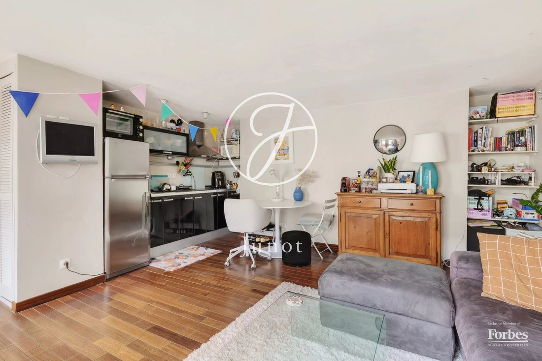Apartment in Vendôme, Paris 1er Arrondissement, Paris 4 - 18388024
