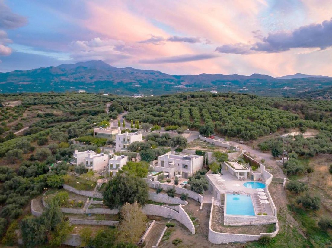 Estate in Milopotamos, Greece 1 - 18387982