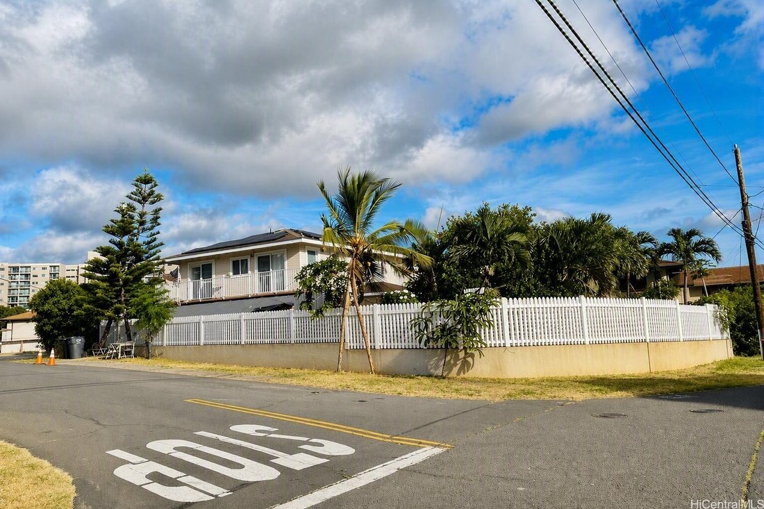 House in Waipahu, Hawaii, United States 1 - 18388719
