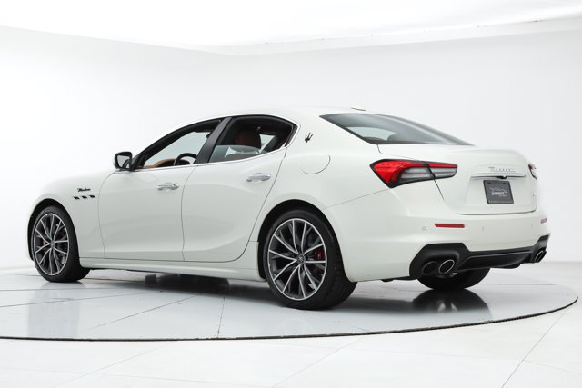 Sedan in Fort Lauderdale, FL, United States 3 - 18388364