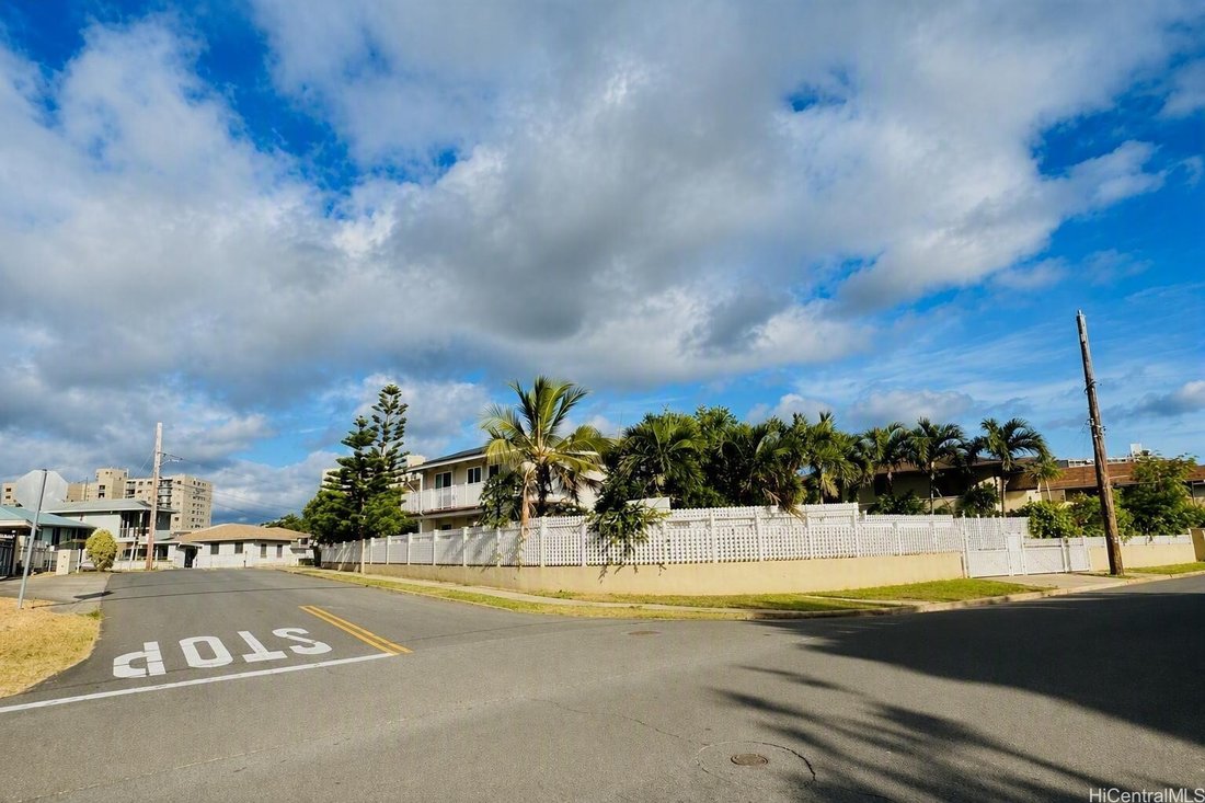 House in Waipahu, Hawaii, United States 2 - 18388719