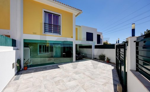 House in Sao Domingos de Rana, Lisbon, Portugal 1