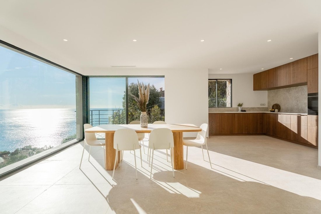Villa in Village-Cros de Caste-Coupiere-Mont Gros, Roquebrune-Cap-Martin, France 3 - 18388378