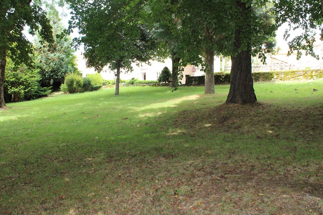 Villa in Luc, Occitania, France 5 - 18388916