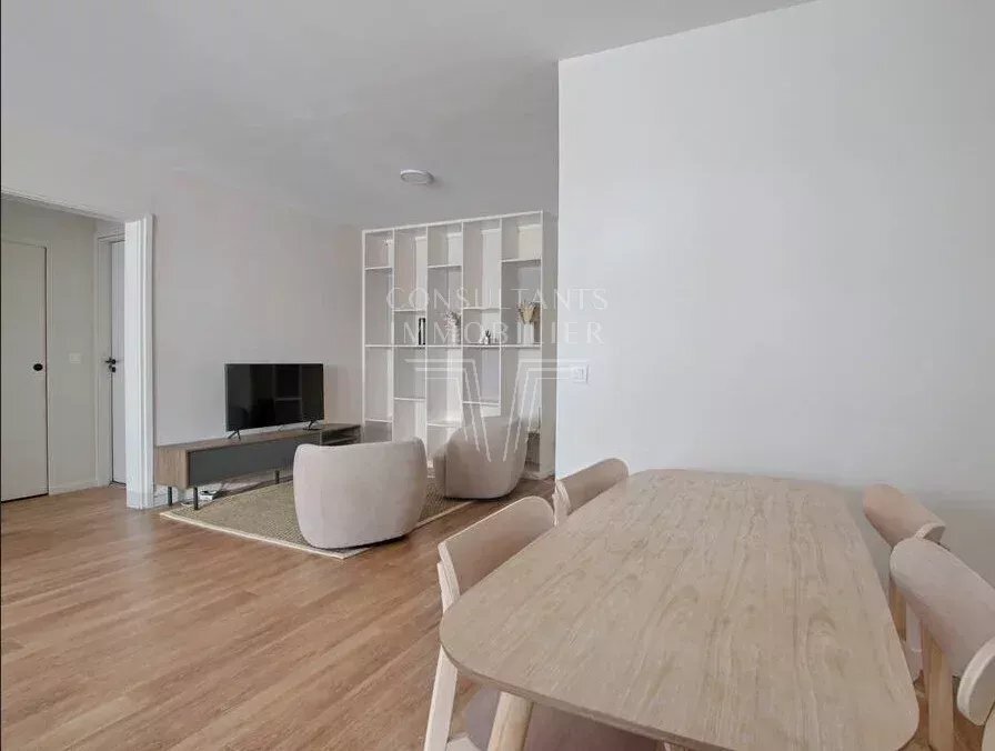 Apartment in Gros Caillou, Paris 7e Arrondissement, Paris 4 - 18388615