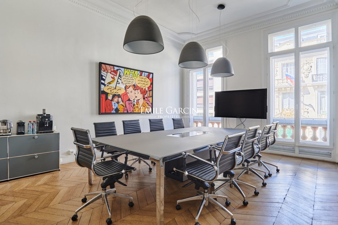 Apartment in Pereire-Malesherbes, Paris 17e Arrondissement, Paris 2 - 18388883