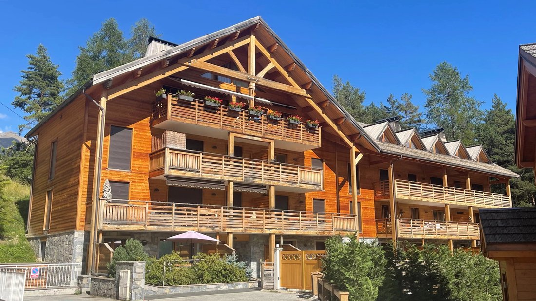 Apartment in Saint-Etienne-de-Tinée, Provence-Alpes-Côte d'Azur, France 2 - 18388357